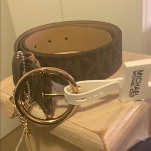 Michaels Kors belt